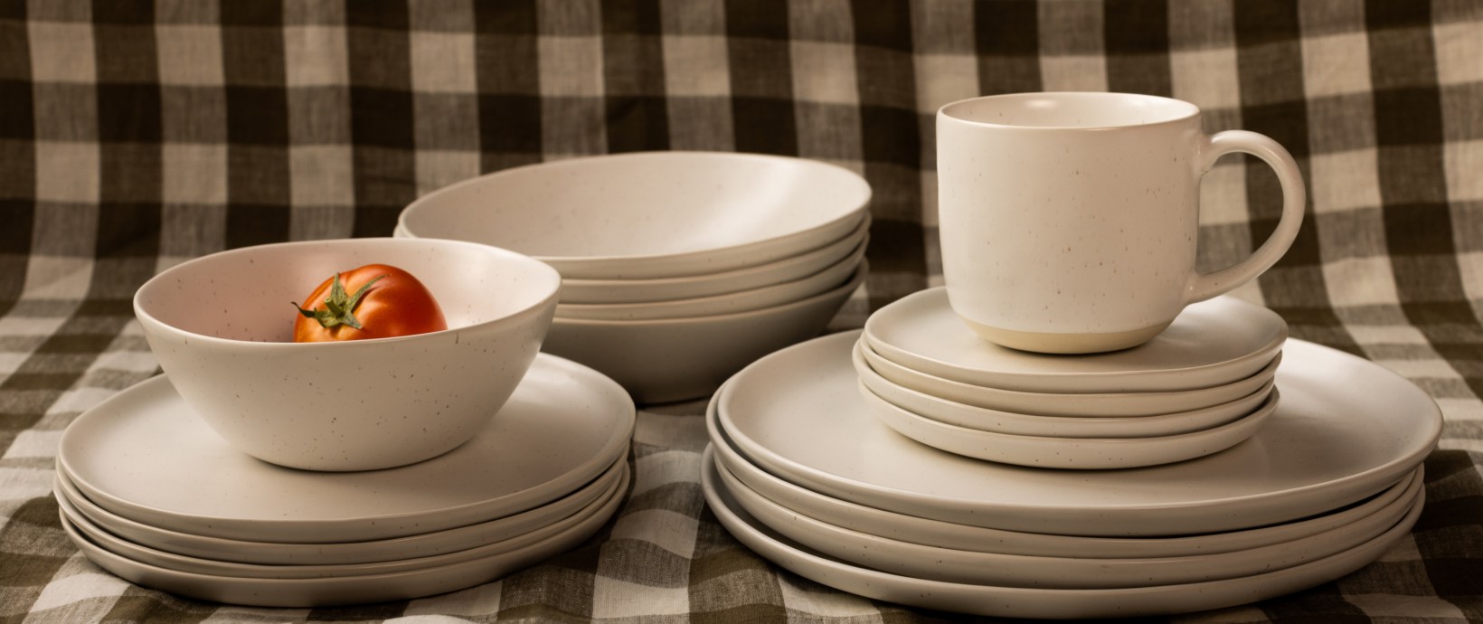 Fable dinnerware collection